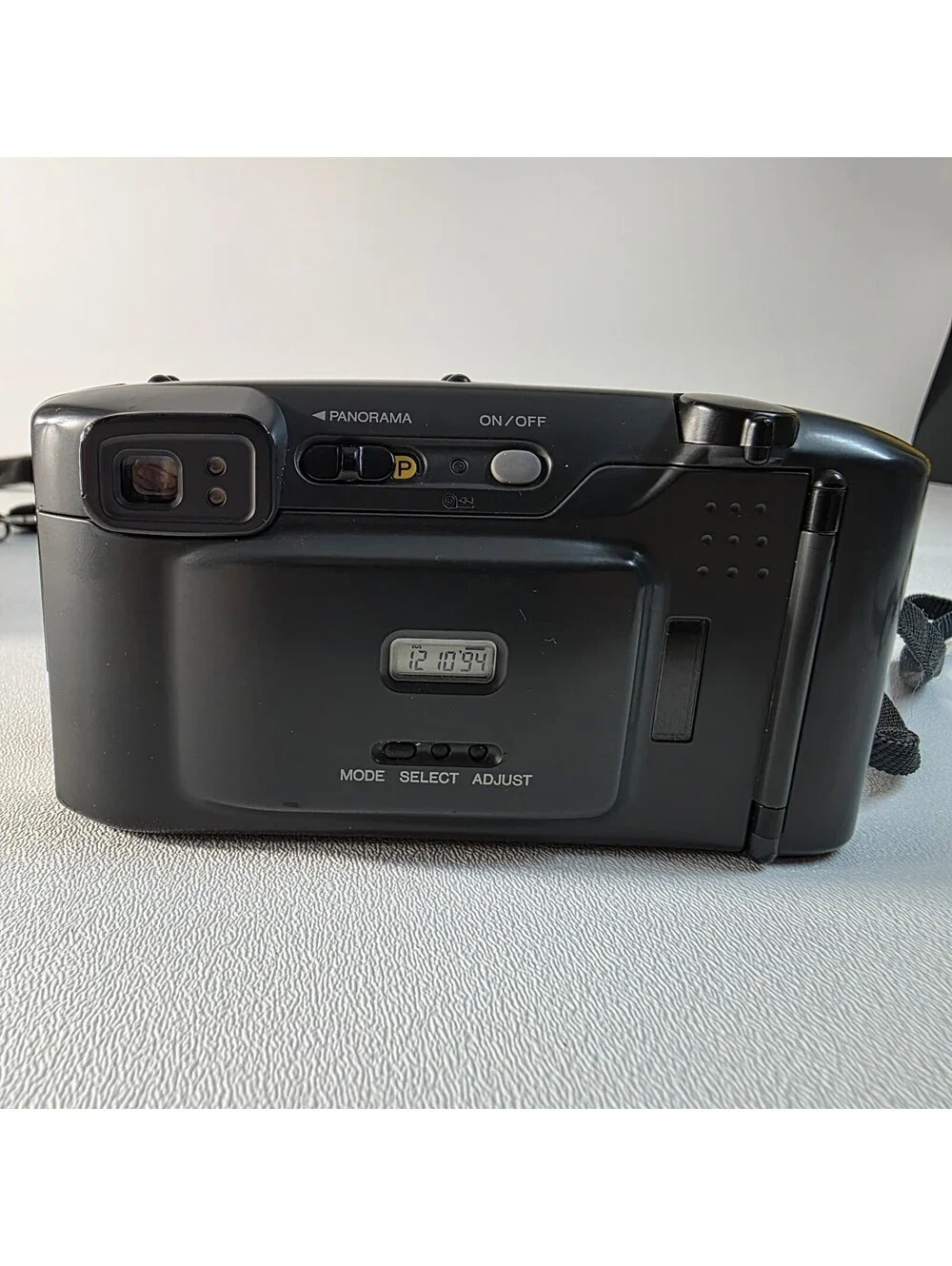 Minolta Freedom Zoom 140EX Panorama Date 38-140 Macro 35mm Camera W/Case READ
